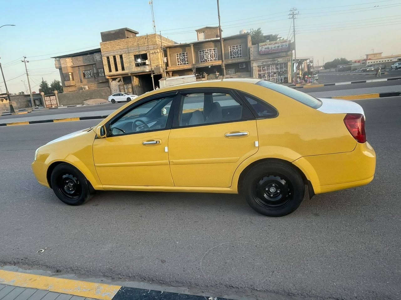 السلام عليكم اوبترا مديل 11 كفاله من ضربه وتبديل مكينه وكير حداديه تخم تاير تبريد ثلج السياره جاهزه السعر 57 بيه مجال العنوان البصره حي الحسين الهاتف *********** البصرة, العراق
