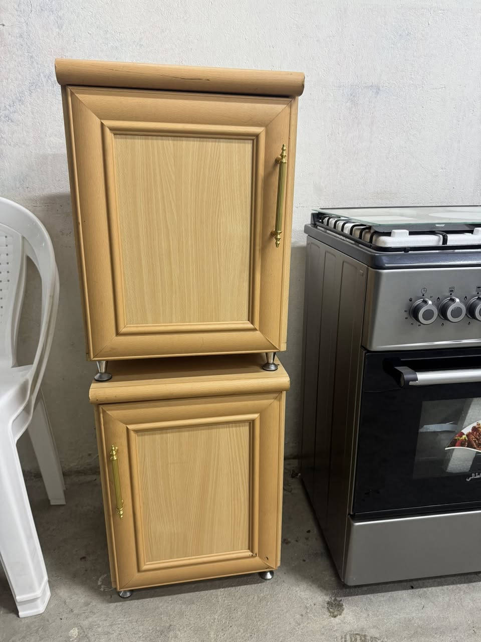 مجموعه اغراض منزليه للبيع باسعار مناسبه                للستفسار ***********            
يوجد توصيل
