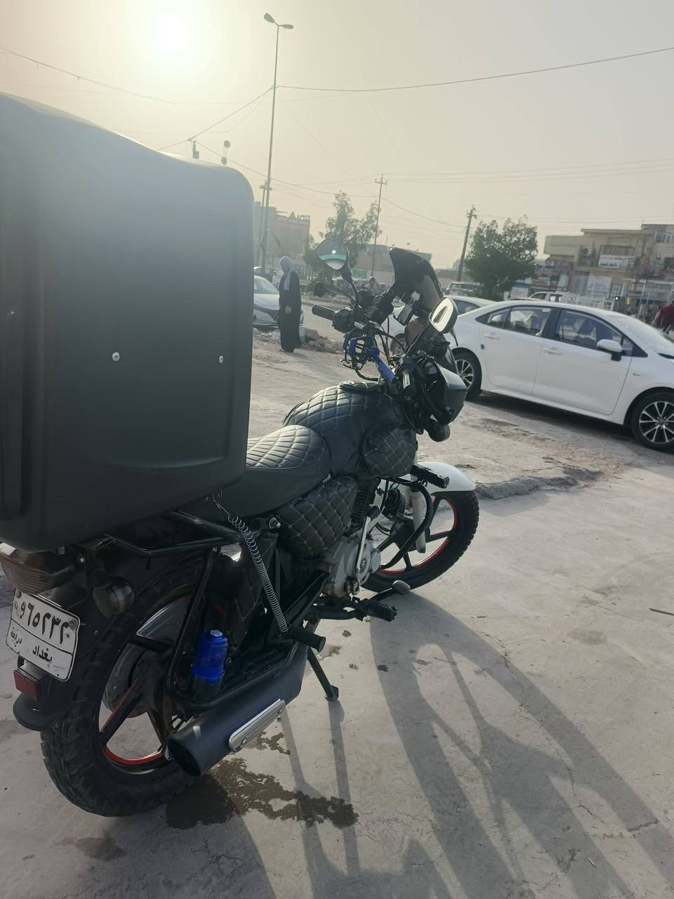 بسم الله سلام عليكم دراجه بوكسر كلاسك موديل 22 رقم و سنويه البيع سعر 1800مكاني بغداد شهداء البياع اي ستفسار هاذه رقم ***********
