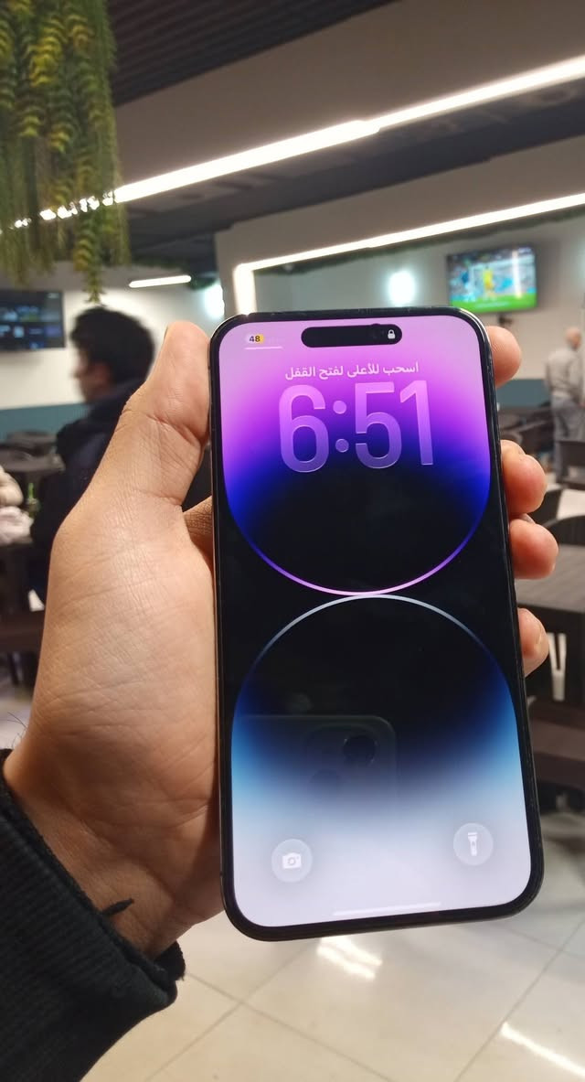 البيع ايفون 14 برو ماكس 
السعر 950 الف 
***********
