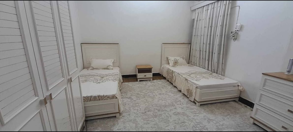 السلام عليكم عندي غرفه شبابيه للبيع ٤٥٠ مستعمله بيه عطلات بسيطه السجه مال المجرات تتبدل


**إذا كنت صاحب هذا الإعلان وتريد حذفه لأي سبب، رجاءا أرسل رسالة إلى الدعم الفني**
