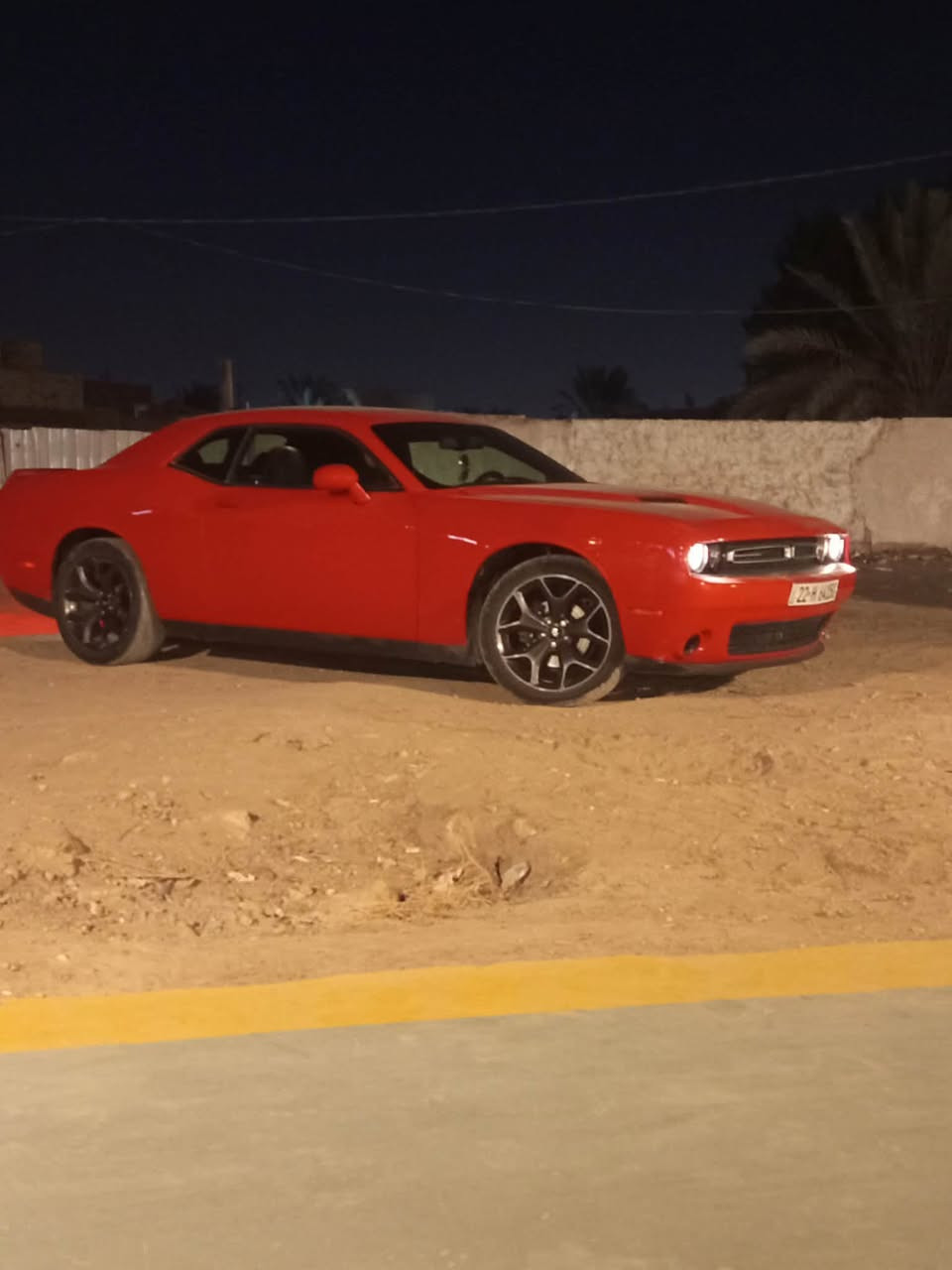 السلام عليكم 
جالنجر 2019 sxt رقم اربيل الجديد باسمي السيارة جديدة ماشية 63mi صبغ نص جاملغ بدون تبديل بدون دواخل بدون ايرباك فقط البرده طاك الدشبول والدركة ما طاكات مكاني بالحلة 
***********
