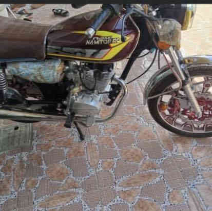 سلام عليكم ماطور ايراني للبيع موديل 2025 خمسه گير اي عيب ما بي اوراق كامل منفيس سعر 750 بي مجال رقم موبايل ***********
