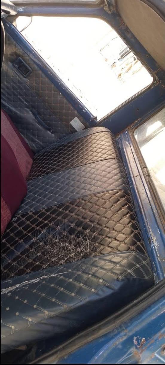 السلام عليكم بيكم للبيع 78 محرك  الشاصي شرط جير شرط العنوان صلاح الدين قضاء الدجيل لرقم ‭0782 488 3552‬ السعر 7ورقات بيها مجال
