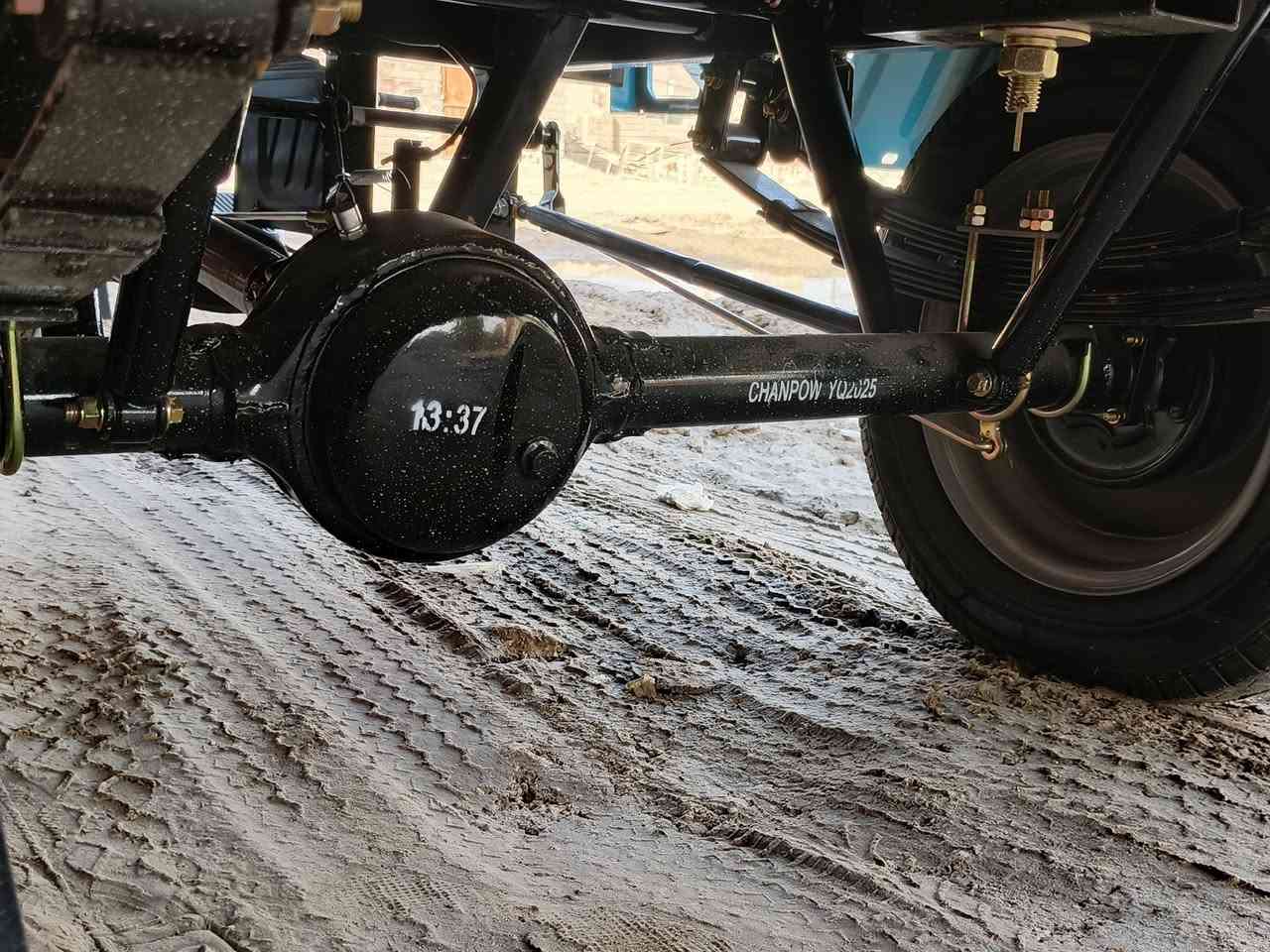 ستوته وكيل صارله ساعتين من طالعه والشراي يتواصل 
*********** خاص
