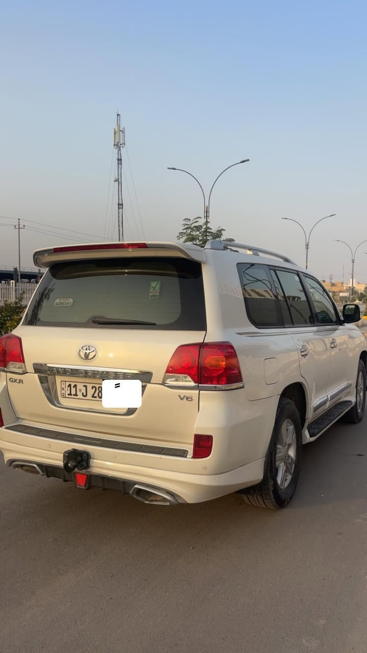 السلام عليكم
لاندكروز 2015 بريمي
محرك ٦ سلندر
كفالة بيها بس بارد قليل بالجنطة
ماشية 242الف
رقمها بغداد السيارة بأسمي
السيارة نظيفة ومحركها ممتاز
ومداريها
المكان ذي قار
للاستفسار خاص￼￼


**إذا كنت صاحب هذا الإعلان وتريد حذفه لأي سبب، رجاءا أرسل رسالة إلى الدعم الفني**