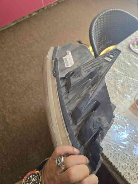 سلام عليكم
عندي تك لايت جه ايمن دورنكو كامل تفصيغ كله شغال للبيع قيم اخذه للاستفسار 
*********** 
مكاني كربلاء
