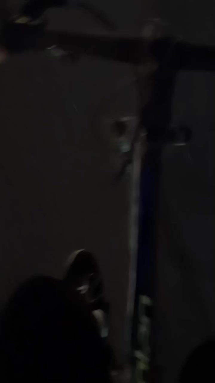 سلام عليكم عندي هذا لبايسكل للبيع مكاني بغداد سعرة ٥٠ الف


**إذا كنت صاحب هذا الإعلان وتريد حذفه لأي سبب، رجاءا أرسل رسالة إلى الدعم الفني**