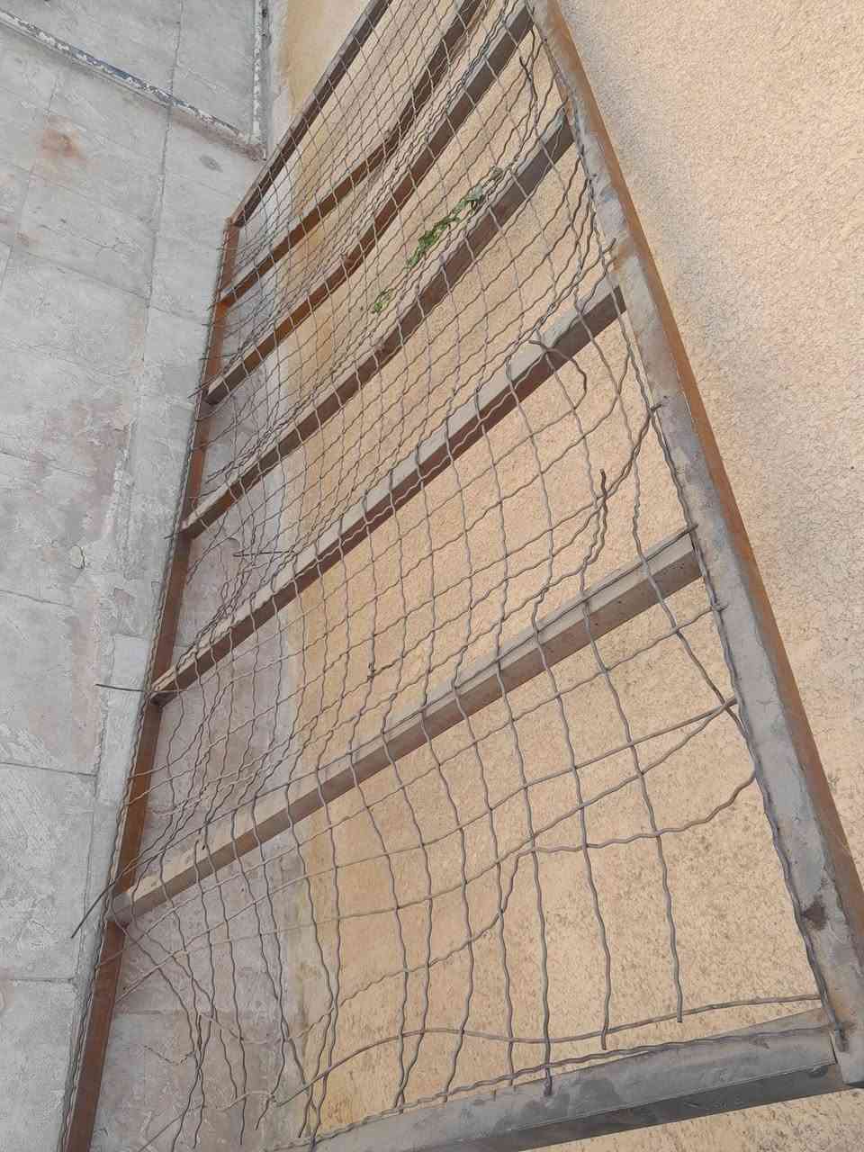 جربايه نفر للبيع نضيفه مابيه شي بس لحدايد مال لجربايه يرادلهن لحيم سعرهه ب٤٠ وبيه مجال


**إذا كنت صاحب هذا الإعلان وتريد حذفه لأي سبب، رجاءا أرسل رسالة إلى الدعم الفني**