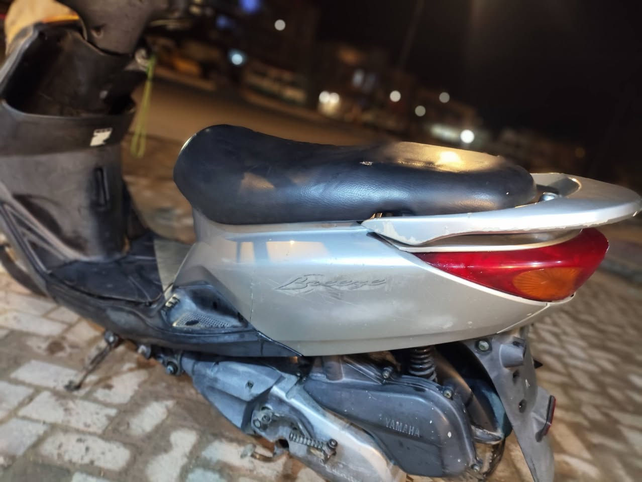 السلام عليكم دراجه بريز ياماها     ياباني   السرعة 140   ياماها اليابان  (السعر 625الف ) الرقم هاتف *********** مثل ما عودناكم عل وجبة جديدة كل يوم قطعة نفس شكل +الون +السرعة مواصفات تفاصيل كل يوم توصلي قطعة نادرة    مال 💫🤎وكالة دراجه ✨المواصفاة    (السعر 625الف   ) قطعة نادرة وحلوة 🌟🌟        💯🔥   دراجه كاملة مواصفاة حلوة نظيفة لحد يكول شبيهة نقص بل كارتون  محرك ستندر   ((مال رمبة كفرات البلادي اصلي ومختم ))  كلة شغال سلف  وهندر تايرات نظيفات دبلات كفرات بلادي اصلي  حلوة      سرعة شلعة فولل مواصفات   سرعتهة حلوة دك مشي خير من الله  لايتات اشاير كيجات شغالات  هندر نكرة مكينة ناعمة هورن جميع كهربائيات شغالة (((سعر 625الف    بيه مجال شي بسيط حك جية  ))) اوراقهة كاملة منفيس مكاتبة الكمرك الكمرك موجود   الشراي يتصل  دراجه كلشي شغال على تايرات على لايتات خير من الله دراجه معدلة حلوة شغالة معدلة سرعة شلعة  النضافة 100/100 /// سرعتهة شلعتهة قوتهة 100/100/  فول مواصفات العنوان بغداد مدينة الصدر  *********** الشراي يتصل مامتواجد عل فيس  موجود وتساب
