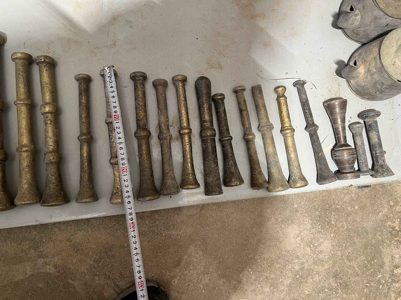 هاونات للبيع ويدات شلع ابيعها
١٨ يدة 
و٢٣ هاون صغار وكبار

استفسار ***********
