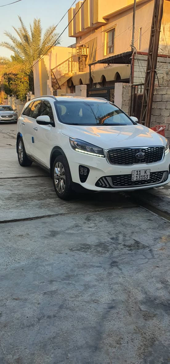 كية سورنتو مكفولة كفالة عامة ماشية ٦٦   (٤)كامرات هند بريك بصمة  العنوان ديالى بعقوبة    رقم الهاتف ***********
