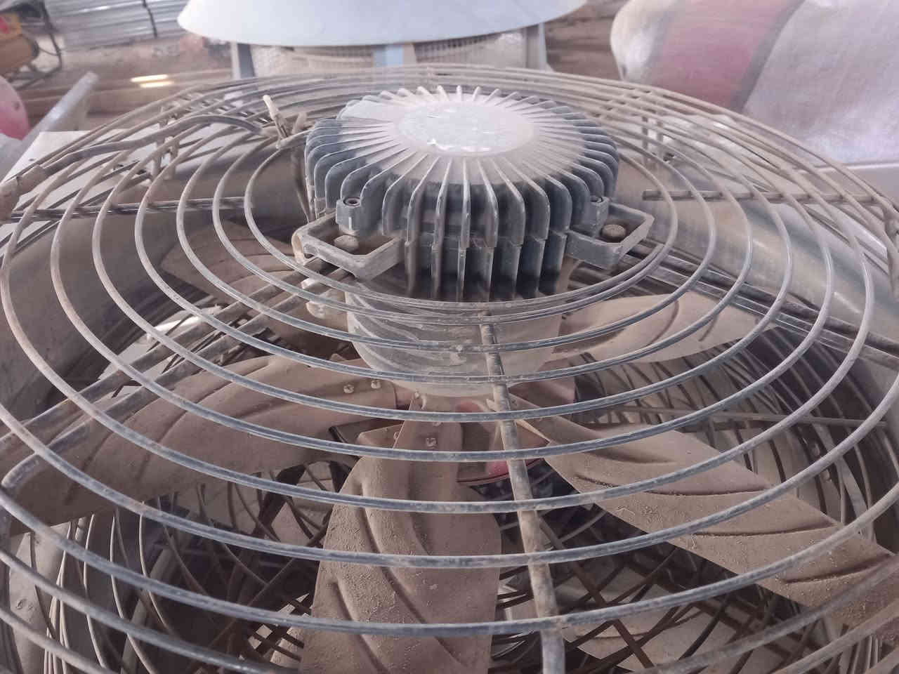 تصفيه مخازن العنوان حي الصناعي قرب محطه وقود الصناعي الاستفسار على الرقم ***********
