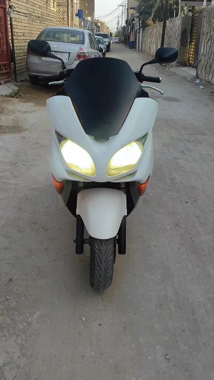 FORZA MF-09
امبيثري شغال 

منضومة زنون عالي ناصي جديد 

زوج تايرات جديد 

فيتبم جديد 

ادامة كلجات جديد بنزكلج وقايش 

كير شغال

دوسات نيكل 

ماي اخضر زيتي 

دهن امزويل الميترك ابو 18 الف للتر 

الدراجة بيها اوراق 

دراجة جديده بعدها زيرو ماشية 32 الف 

السعر :- 
مليون و250 قفل غير قابل للتفاوض

مكاني ناصرية
***********
