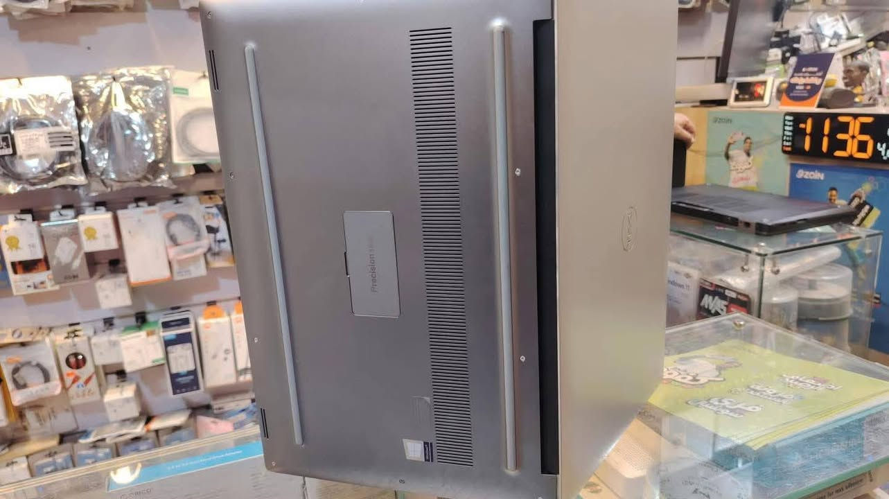 الجميله النحيفه بمعالج i9 وكرت شاشة خارجي من نيفديا وبسعر 740 الف بس
💻 لابتوب Dell Precision 5540 — محطة عمل قوية للمونتاج، التصميم والشغل الهندسي الثقيل 🔥

✨ المواصفات: 🔹 المعالج: Intel Core i9 فئة H الجيل التاسع
🔹 الرام: 16GB DDR4
🔹 الخزن: 512GB SSD M.2 سريع
🔹 كرت الشاشة: NVIDIA Quadro T2000 4GB احترافي
🔹 الشاشة: 15.6 إنج FHD جودة ممتازة
🔹 تصميم فخم وأداء ثابت للشغل القوي

🎁 الملحقات المجانية: ✔️ حقيبة لابتوب
✔️ شاحن
✔️ ماوس
✔️ ماوس باد
✔️ تغليف مرتب داخل كرتونة

🛠️ قبل الاستلام: ✅ تفحص الجهاز كامل بنفسك
✅ تتأكد من المواصفات والنضافة قدام المندوب
✅ تنصيب ويندوز + البرامج الأساسية + Office جاهز

🛡️ الضمان: ضمان أسبوع كامل بعد الاستلام

🚚 التوصيل: توصيل لكل محافظات العراق ويا كل الملحقات

📍 العنوان: بغداد — الأمين الثانية
📞 للحجز والاستفسار (واتساب): ***********
