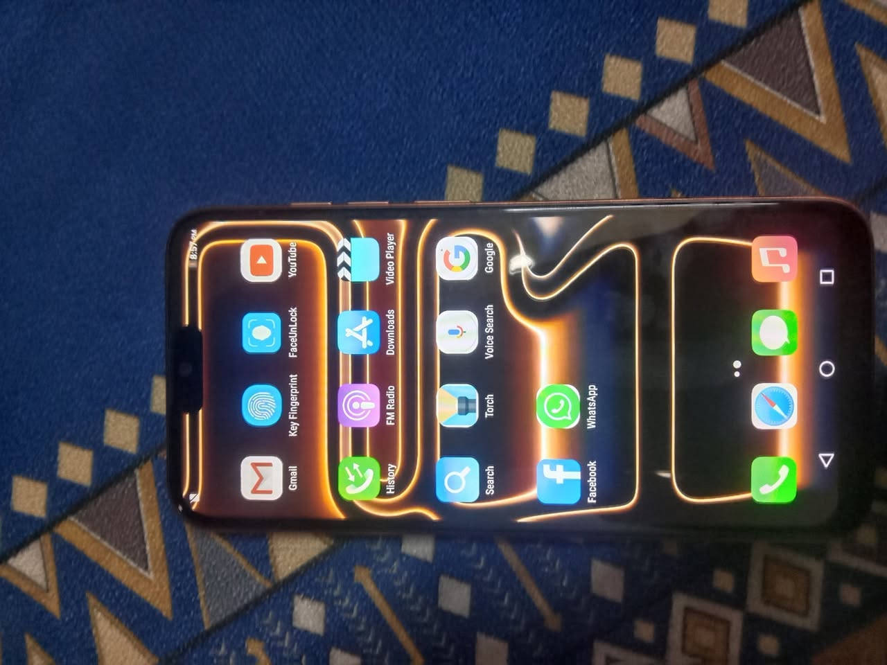 البيع ايفون 17تقليدي مامفتوح السعر80وبي مجال الطيبين نتصال بل رقم ***********
