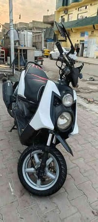 دراجه للبيع دراجه مكفوله كهربائيات وكفرات مكينه كلشي بدراجة مكفول كامل...