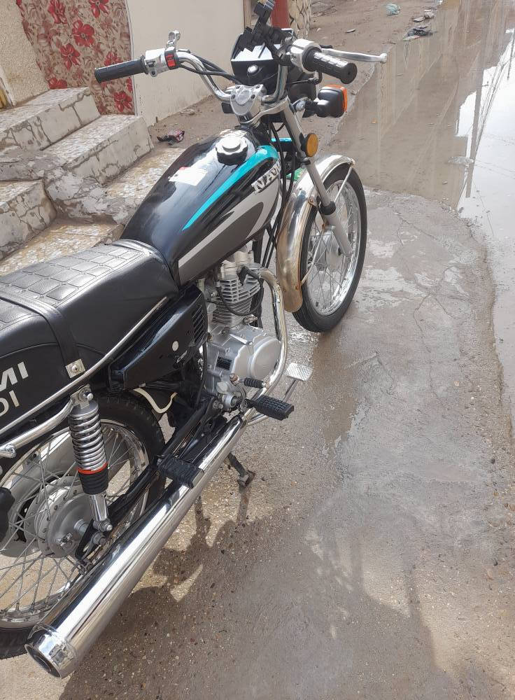 اربعة كير موديل 2025 اوراق سكنر الدراجه نضيفه كلش السعر 600 وبيها مجال حك الجيه مكاني حي الأمام علي لو حي الصناعي ***********
