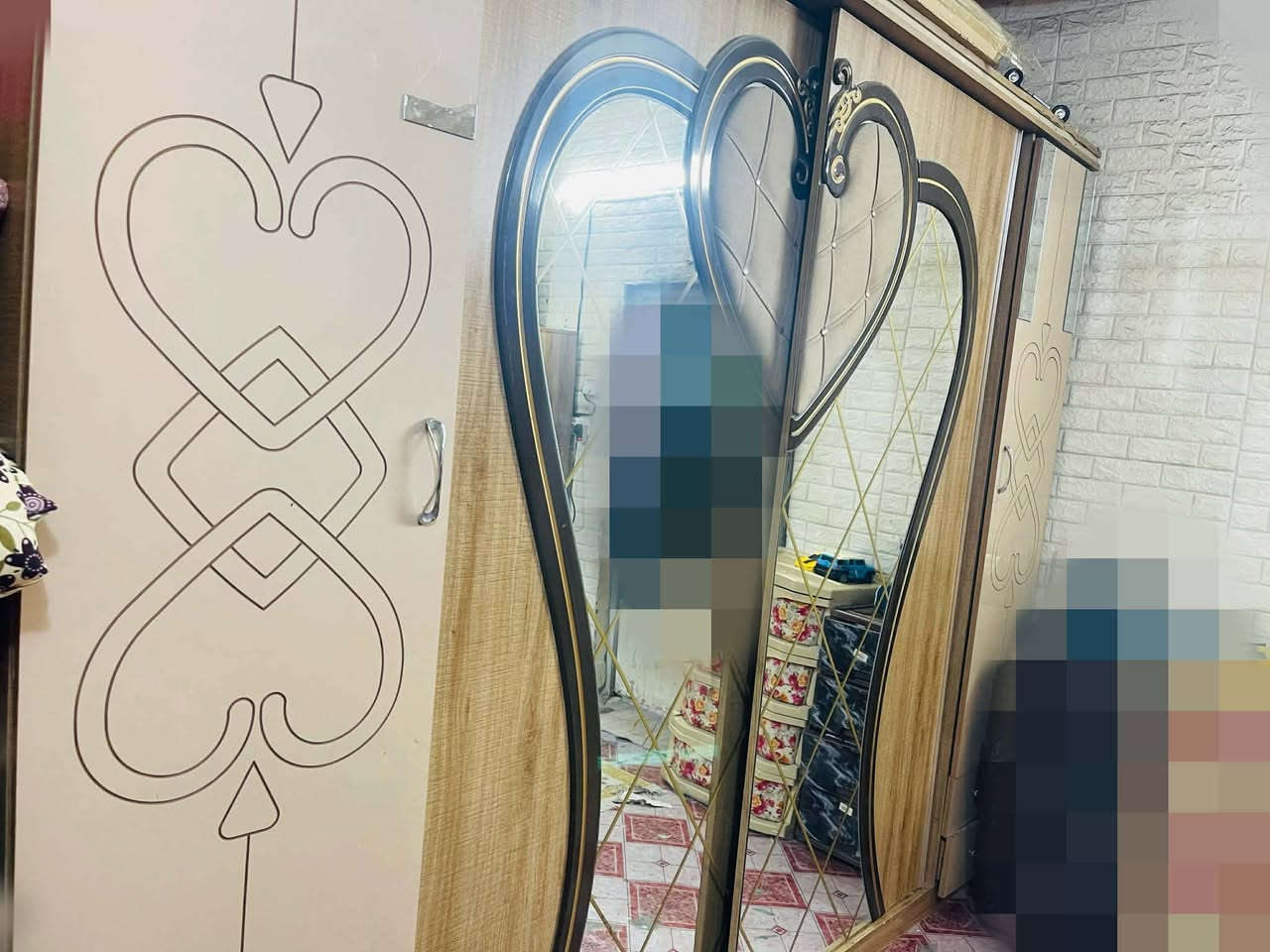 غرفه تركي 7 قطع اضرار بسيطه مو بكل القطع 
400 بيها مجال 
بغداد سبع قصور


**إذا كنت صاحب هذا الإعلان وتريد حذفه لأي سبب، رجاءا أرسل رسالة إلى الدعم الفني**