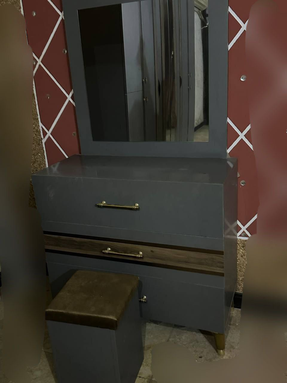 غرف تركي عدد 2 نظيفات وجديدات الله شاهد للبيع سعر الوحده 700 نفس الديكور ثنينهن فقط الون مختلف


**إذا كنت صاحب هذا الإعلان وتريد حذفه لأي سبب، رجاءا أرسل رسالة إلى الدعم الفني**