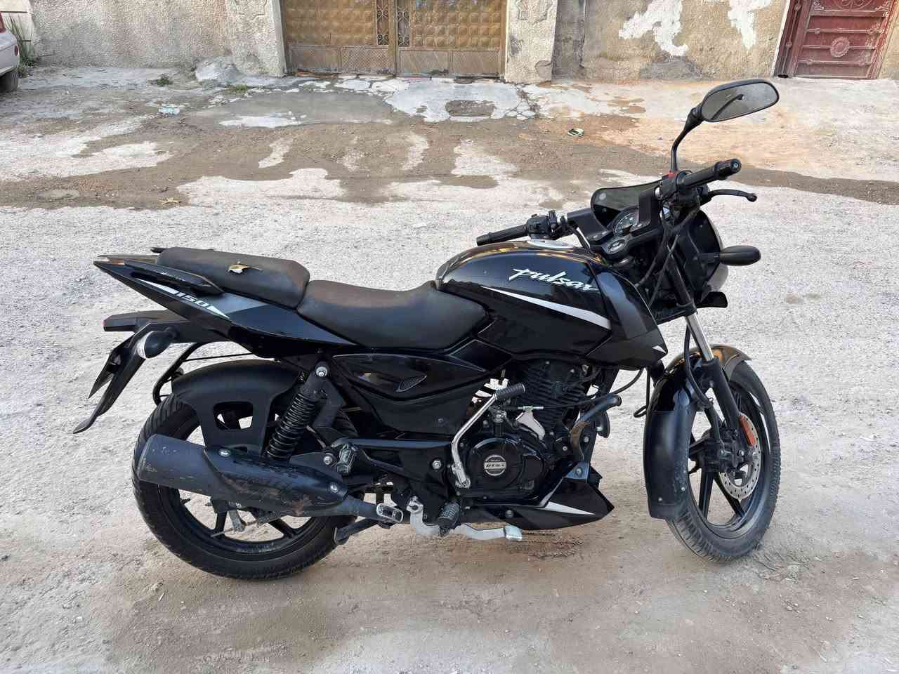 للبيع بولسر نظيفه موديل 2023 مرقمه بغداد مكاني مدينه الصدر تجي تفحص من البيت
السعر مليونين و400


**إذا كنت صاحب هذا الإعلان وتريد حذفه لأي سبب، رجاءا أرسل رسالة إلى الدعم الفني**