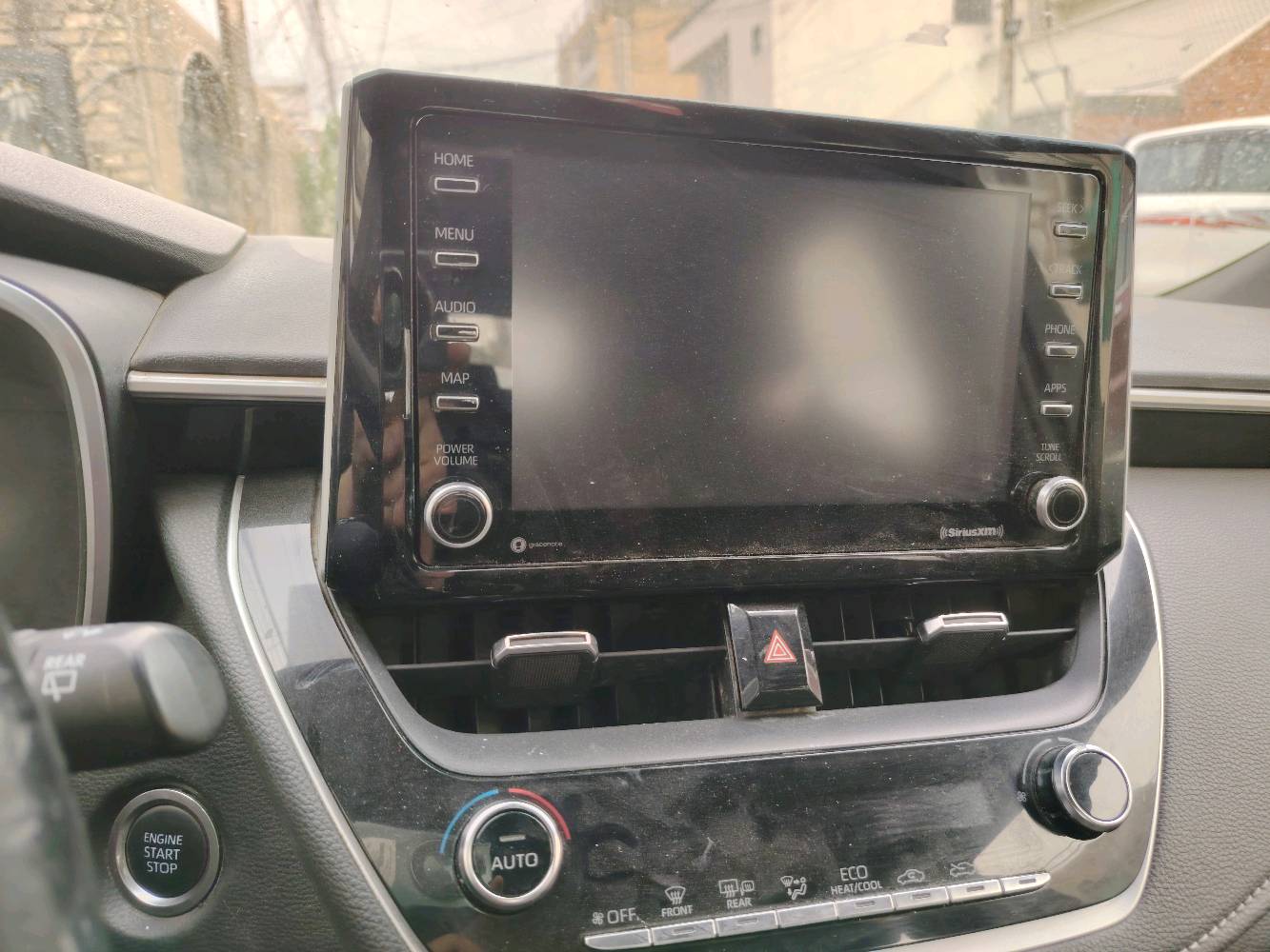 السلام عليكم
سيارة تويوتا كورلا موديل20/بـ 130$/مرقمة/السنوية بأسمي/كَير اوتوماتك/سيارة جيدة/للإستفسار رقمي *********** 
