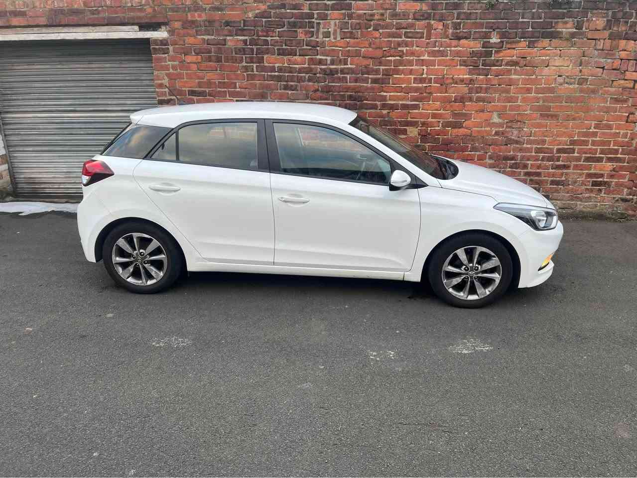 For Sale: Hyundai i20 – 2015 (Excellent Condition) - HPI Clear
Selling my reliable Hyundai i20 (2015) located in Sunderland. The car is in fantastic mechanical and cosmetic condition, ready to drive away with no issues at all. It is very economical on fuel and perfect for daily use.
Key Features:
• Mileage: 98000miles.
• Road Tax: Only £30 per year.
• HPI Status: HPI Clear
• Service History: Full Service History and full logbook (V5C) present.
The car has been exceptionally well-maintained and requires no additional work or investment. It is ready for the road immediately. All features and specifications are as shown in the provided photos.
Contact Details:
Please send a text message or a WhatsApp message to arrange a viewing or for any further inquiries. I will respond as soon as possible.
Phone: ***********
Location: Sunderland Sunderland, Tyne and Wear
