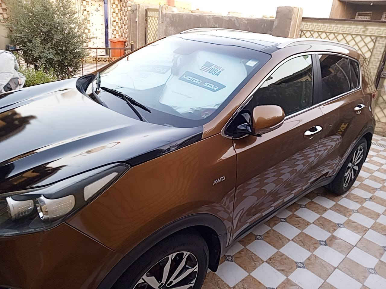 السلام عليكم ورحمه الله وبركاته سبورتاج موديل 2017 وارد امريكي فول موصفات حادثهه كما موضح بل صوره فقط هذا رقمي للتواصل ***********
