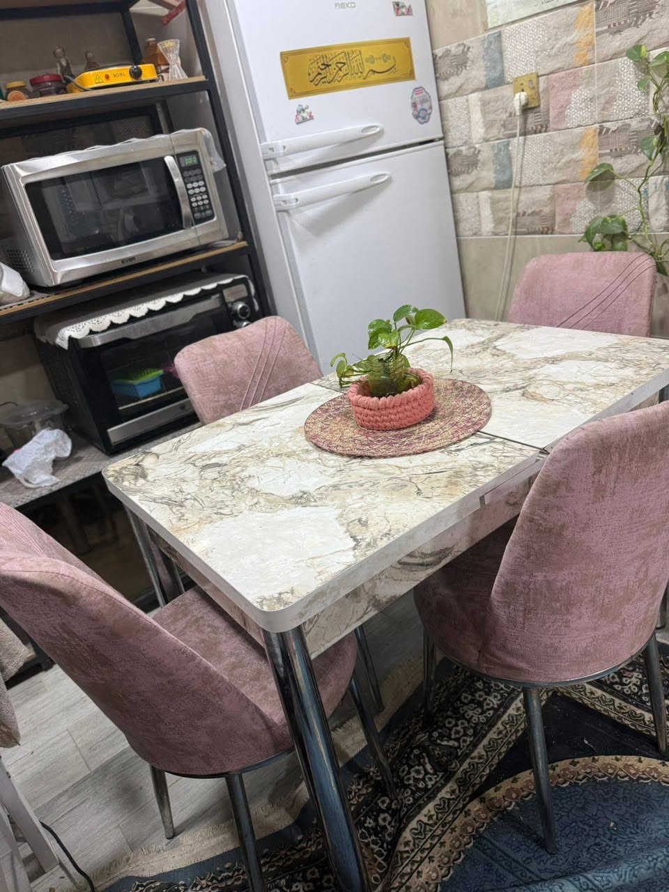 طباخ ب100ايطالي ميز طعام ب100كرسي هزاز ب100 جربايه طفل ب40ساحبه دهون ب35السعار نهائيه ***********
