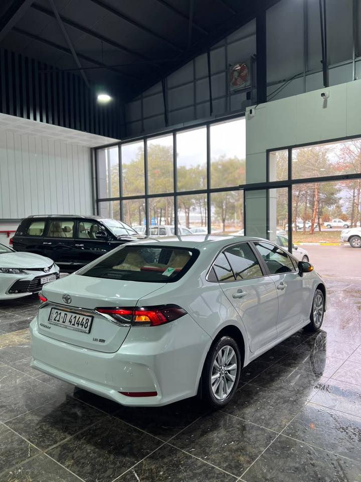 كورولا ساز ٢٤ ماشيه٣٠ الف  جديد بعدها بلظمان فول عدا الفتحه سعر 185 او بي مجال للاستفسار ***********
