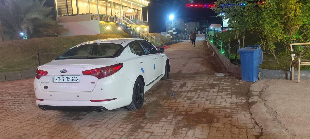 سلام عليكم للبيع كيا اوبتيما موديل 2013 وارد امريكي بدون حادث داخله كلين بيها بارد 4 اصابع فقط چاملق الخلفي ولباقي مكفولة كفالة عامة لبيل وآحد مواصفات تحكم ستيرن + أبواب داخل بيجي اشاير بل مري كشنات جلد ويل كروم سيارة جديدة وجاهزة من كلشي تبريد ثلج حدادية تخم تاير كير ومكينة 2400 مكفولات سنوية الغاية 2028 نكليزي سليمانية  سيارة أحلا من صور السعر 128 لاستفسار علا رقم *********** مكان سيارة كربلاء
