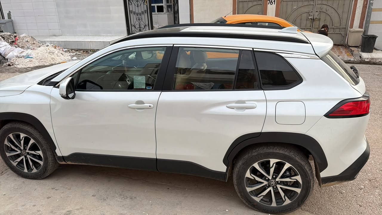 كورله كروز فول مواصفات ضرره صبغ قطعه وحده بل بونيد وبارد قليل بل جاملغ سياره أربعه وعشرين وارد أمريكي  سياره موجوده بربيل الاستفسار الاتصال عل رقم ***********
