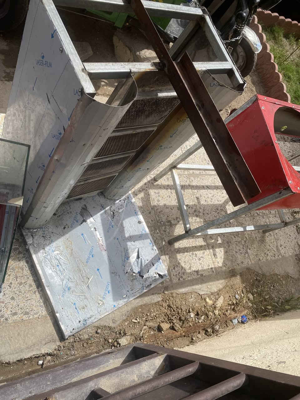 غراض مطعم البيع ***********
