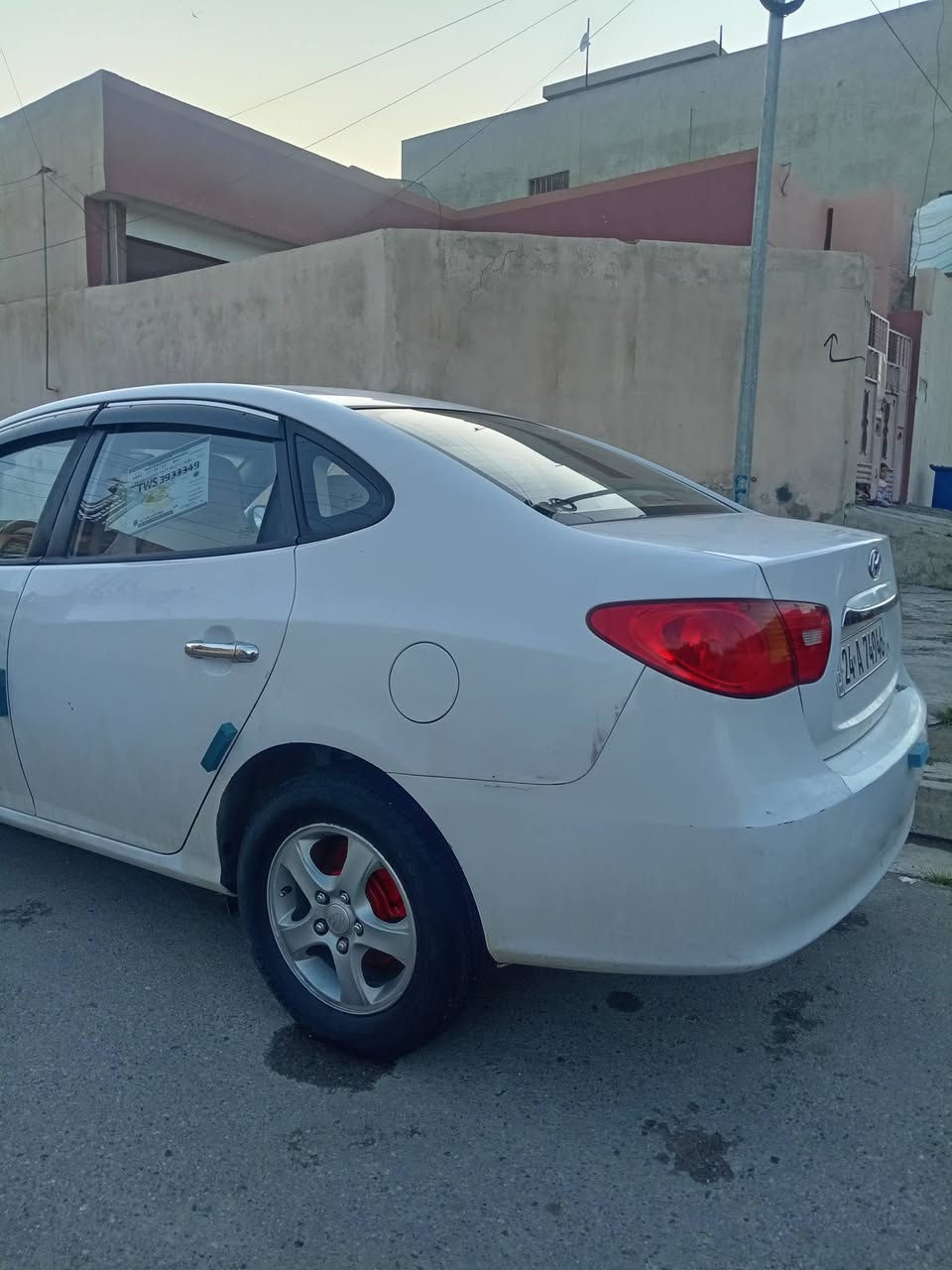 السلام وعليكم 
النترا للبيع موديل 2011  ( سعر 100 )
قطعتين صبغ فقط جاملغ امامي وبنيد الباقي شرط 
كير محرك شرط 
كير توماتيك
استفسار اكثر اتصل ***********
