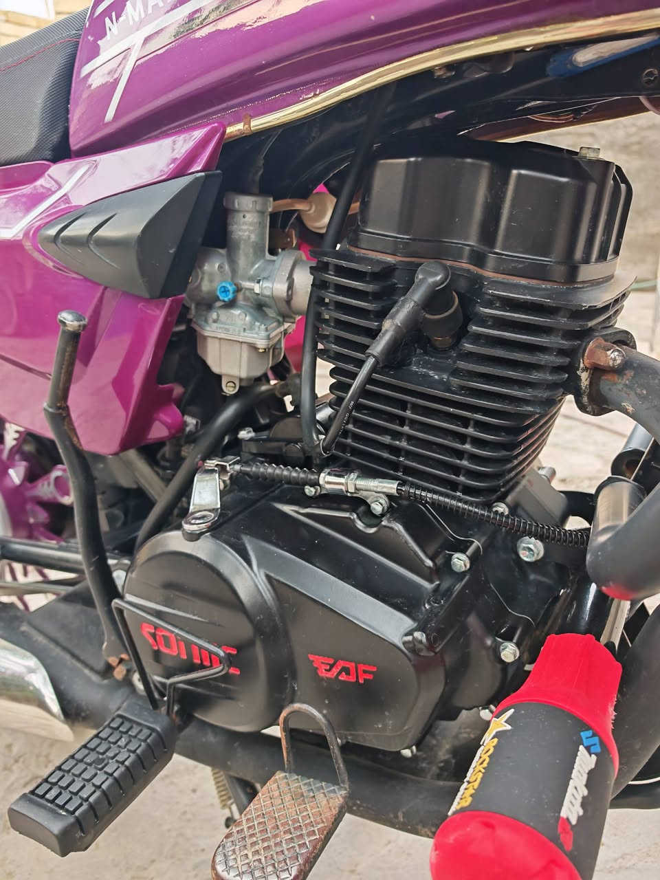 سلام عليكم وينه اليدور نضيف ومكفول
سونك ان ماكس 
مكينه 200cc دايوان كفاله ما مفتوح برغي بيها 
ضاغطه وزنجيل 
دراجه موديل 2026 نضيفه بالجيس 
اوراق كامله 
لون مميز 
نكره سلف بكل وقت 
تشغيل عن بعد شاشه كيج بانزين 
عليها هواي غراض درع واقيه وجنطه حامله تلفون 
نضيفه كلش بالجيس
سعر 950 بيها مجال شي بسيط 
الصويره شارع الحله 
***********
وبالعافيه عل ياخذها
