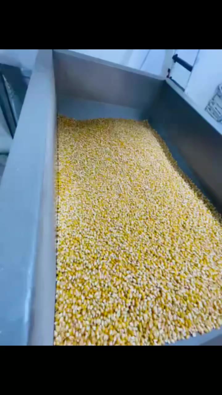 🚚🔥 تجهيز وكلاء منتجات روز ROOZ 🔥🚚
إذا تدور على بضاعة تمشي بسرعة وتحققلك ربح ثابت…
منتجات روز هي الخيار الأقوى بالسوق ✔️
✨ تشكيلة متكاملة من السناكات:
🍿 شامية بنكهات متعددة
🍕 بيتزا فليفر
🌽 بوشار
🌶️ أصابع ونكهات مميزة مطلوبة بكل محل
ليش تختار روز؟
✅ طلب عالي وحركة بيع سريعة
✅ أسعار مدروسة وهامش ربح ممتاز
✅ تجهيز كميات كبيرة للمحافظات
✅ دعم حقيقي للوكلاء والموزعين
ابدأ تجارتك بثقة وخلي اسمك يكبر بالسوق 📈💰
📞 للتواصل وحجز الوكالة:
***********
