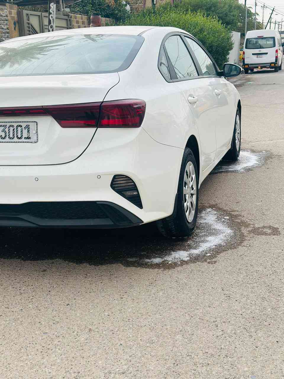 كيا سيراتو 2024 محرك 2000 دوش وكير ايتي موصفات نص شاشه كأمره مدوشمه عام ماشيه 40 كيلو بيه طخه بالبند وجاملغ موضح بصوره مصبوغ علكده السعر 167 بي مجال رقمي ***********
