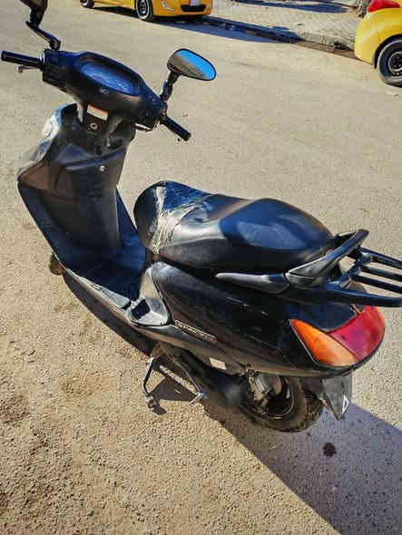 سلام عليكم دراجه سبيسي ياباني خرسه بل مشي شغاله سلف هندر أوراق موجودة السعر 475 . ***********
