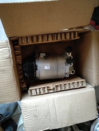 يتوفر كمبريسر نيسان مارانو موديل 2007 جديد أصلي شركه  07742455181