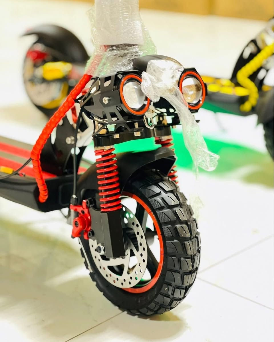 توصيل مجاني لكل محافظات العراق ⚡
سكوتر الوحش من براند E-SCOOTER العالمي ⚡
- شاشة ديجتال 🔻2027
- بطاريه ليثيوم 48 فولت 🔻
- ملف اصلي من شركة QC 🔻
- اشارات جانبيه 🔻
- 3 عدسات انارة LED 🔻
- دبلات امامي خلفي 🔻
- بريك دسك وقوف سريع و امن 🔻
- فتح بالكارت بتقنيه NFC 🔻
- دبل بالمقعد لقياده سلسه و مريحه .
متوفر لدى مركز سكوتر توبي 2B
ببغداد - شارع فلسطين - مجاور جامعة المصطفى
***********
