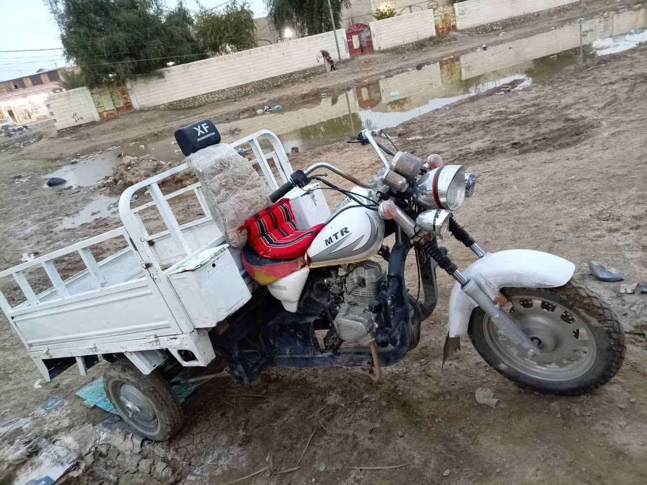 السلام عليكم ستوته للبيع موديل 2008 مكان رميثة ***********
مكلف بنشر التصال على هاذه رقم
