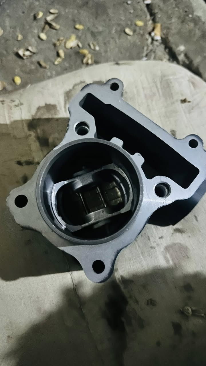 سلندر كامل بي البستم حاله مشاءالله الله            بنلي S200🇮🇹


**إذا كنت صاحب هذا الإعلان وتريد حذفه لأي سبب، رجاءا أرسل رسالة إلى الدعم الفني**