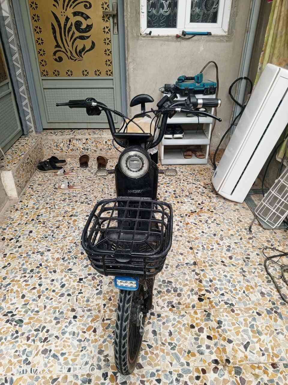 ماطور شحن للبيع حجم 20 يشحن من 6 ساعات أو 8 ساعات يتحمل وزن 150 يقطع مسافة 50 كيلو متر السعر 200 و بي مجال مكاني موصل ايسر حي سومر للتواصل *********** ***********
