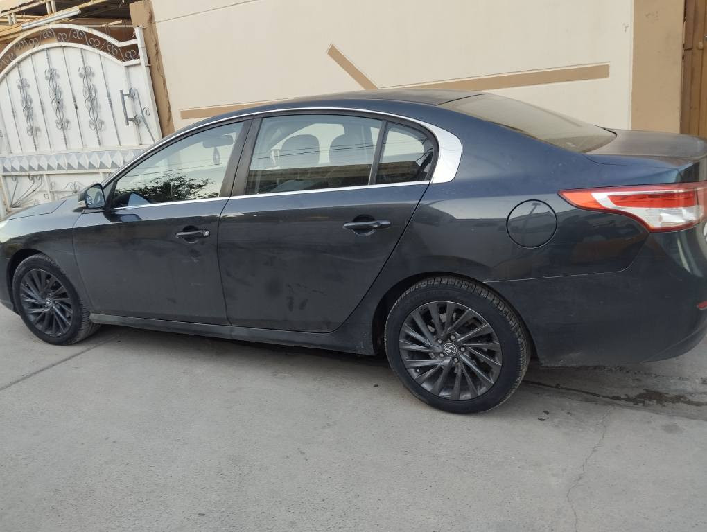 السلام عليكم رينو سافران2014 مكفوله من ظربه وصبغ كير مكينه حداديه تخم تاير جديد تبريد كفاله سونر موجود بس دوس صبغ السعر 85 ورقه
*********** كركوك, العراق
