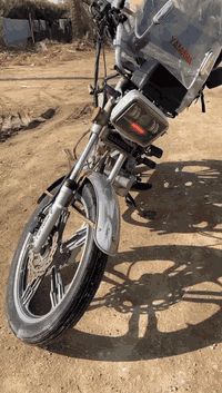 سلام عليكم دراجه5كير سيفان موديل 20دراجه تخبل اوراق كامله عنوان بغداد دوره سعر ٣٥٠رقمً الهاتف ***********
