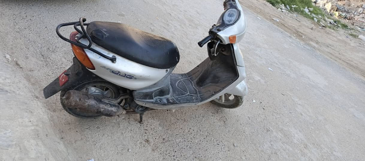 السلام عليكم ماكس قجمه امرواس ابيراني أو للبيع الدراجه بيها ملاحضات بلكفرات لين متروكه بيها منفيس مكينتها خرسه شلعتها حلوه كلشي امبدل بيها جديد فقط كفرات السعر 325وبيها مجال ***********
