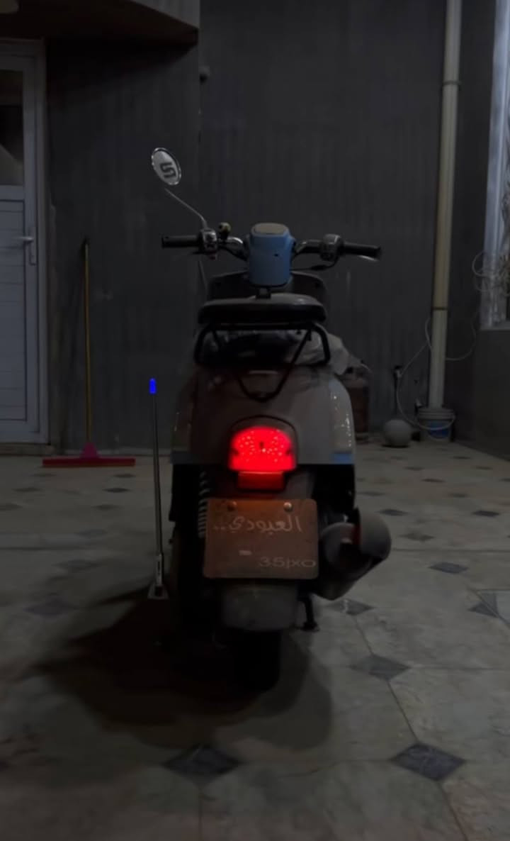 السلام عليكم دراجه ماكس بوليس كله شغال سلف هندر اشاير كهربائيات مابيها اي نقص جيب فيترك وتعال افحص دراجة حلوه  ما مفتوحه بلادي ختم واحد 650 العنوان بغداد اتصل ***********
