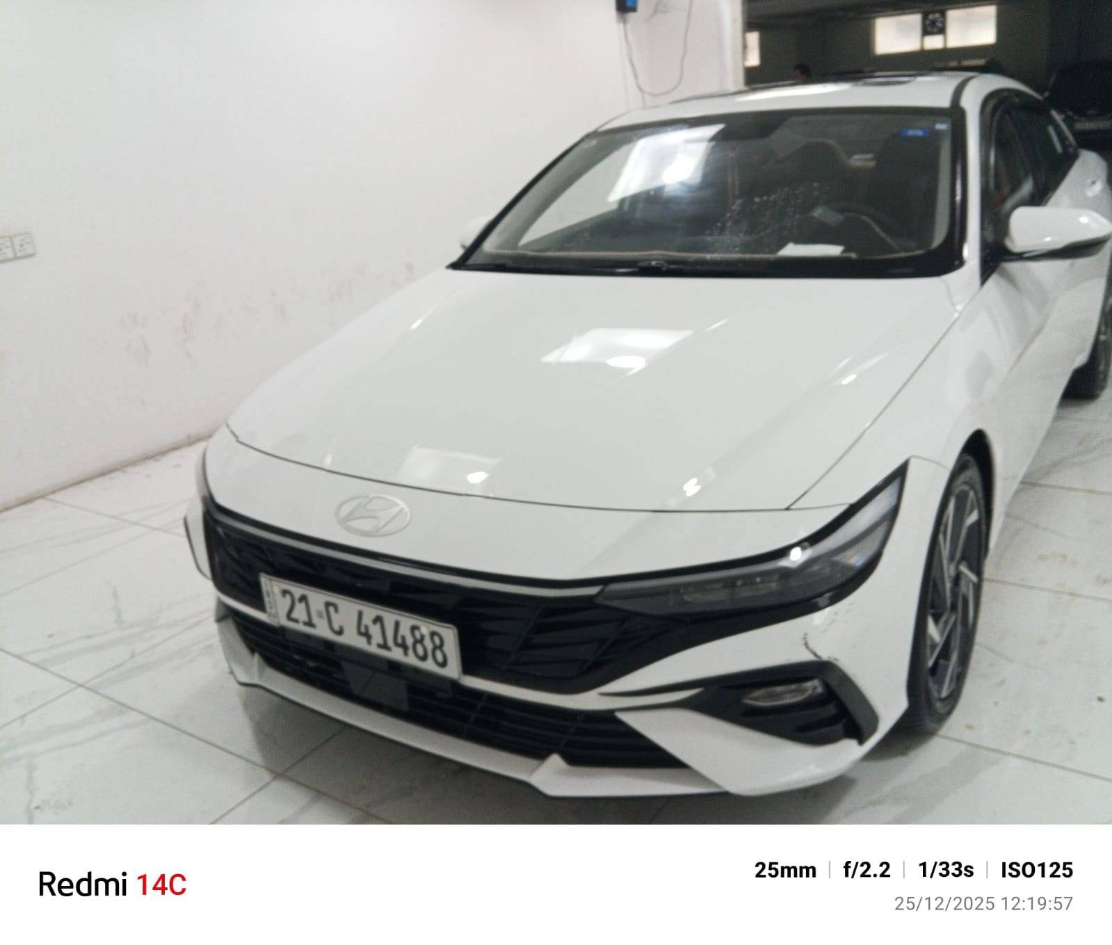 السلام عليكم هونداي  النترا فول فول
الموديل : 2024. تجميع الصين
المحرك : 1.5 دبل نوزل كير 8 سرعات
العداد: 26000 قابل للزيادة سيارة مال بيت
الرقم  : سليمانية وكامل وجاهز شرط التحويل
بصمة تشغيل بصمة ابواب عدد ٢
عداد سرعة ديجيتال
مقاعد جلد  اسود 
لايت زنون عالي ناصي
فتحة سقف
صندوك ذكي
ويل كب كروم
تبريد قطعتين
مري كهرباء+ اشاير بالمري
فول تحكم ستيرن
حساسات خلفية و اماميه  +كاميرا 
سايد بريك كهربائي
حساس ضغط الاطار 
درايف مود+اوتوهولد 
 عنوان / كلار
سعر /143

ومجال للشراي
للتواصل *********** كالار, السليمانية
