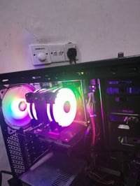 Xeon 2680v4 • RX550 4GB • رام 16GB