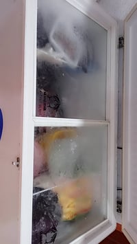 مجمدة كبيرة • مستعملة • ما دخلت تصليح